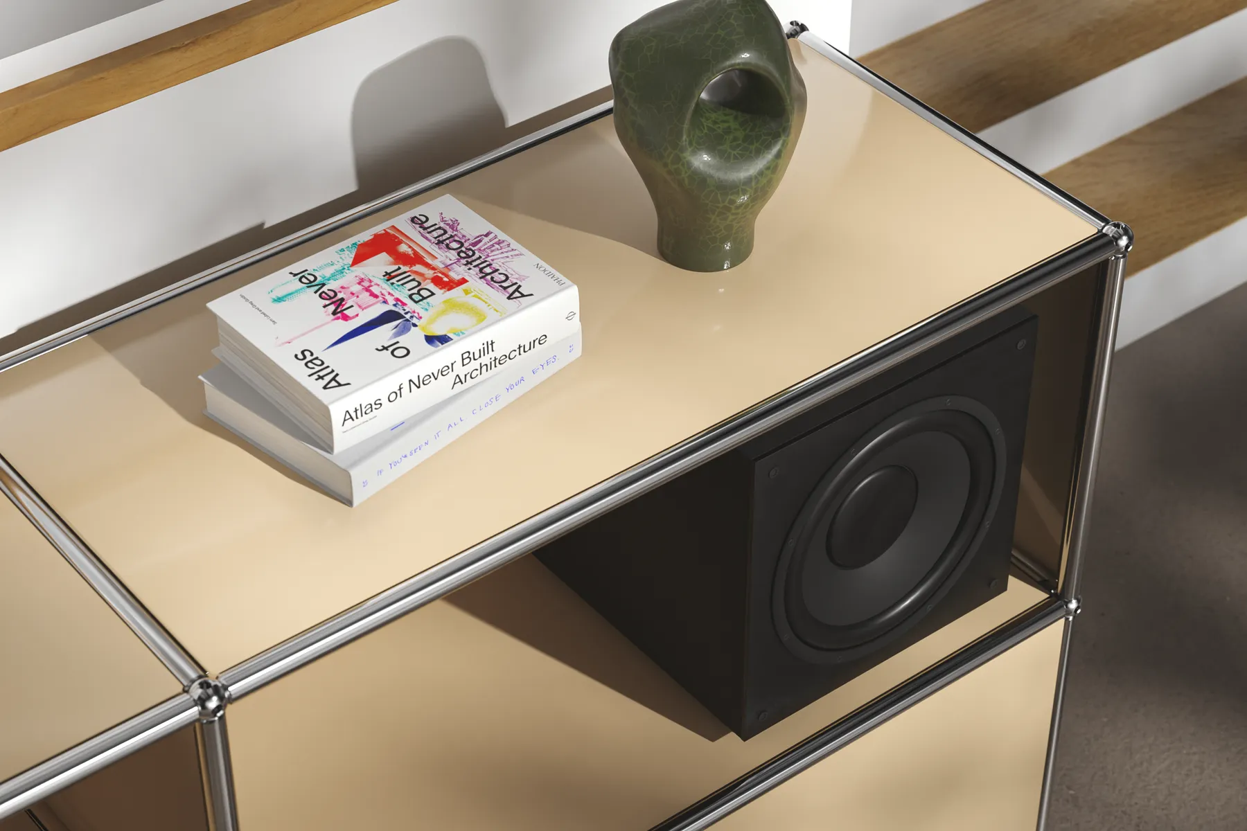 Nahansicht von USM Haller Sideboard mit offenen 2 Fächern in Beige