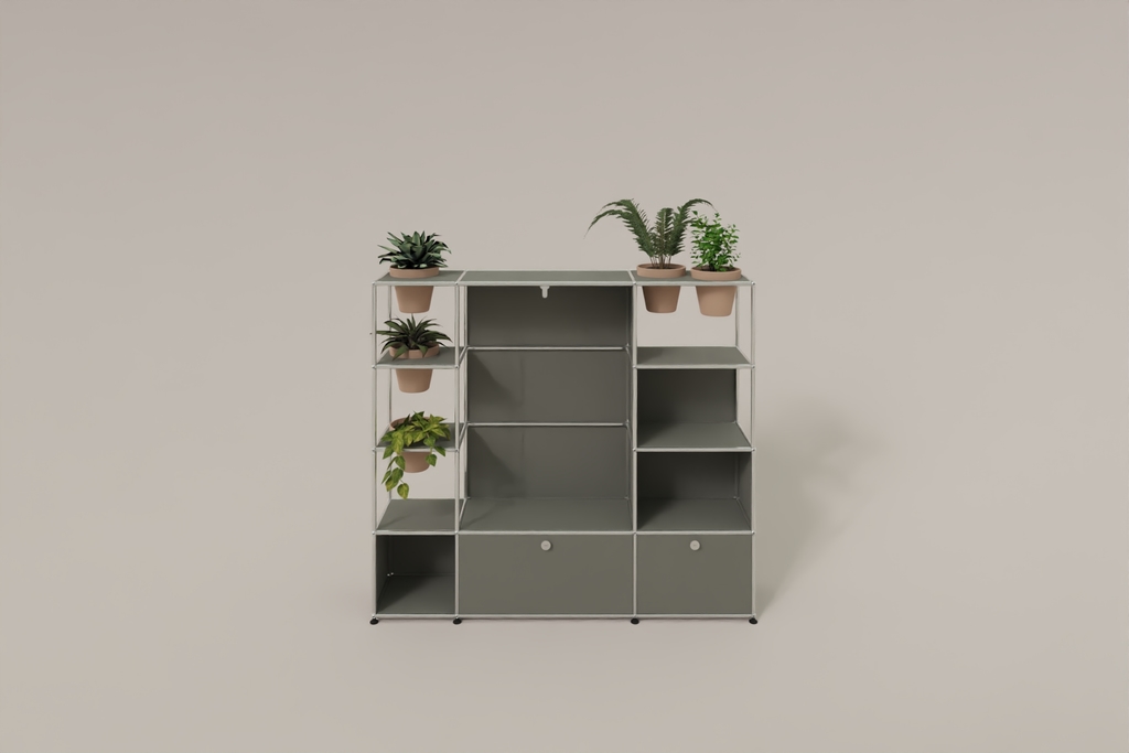 USM Haller Garderobe mit Pflanzeneinsatz