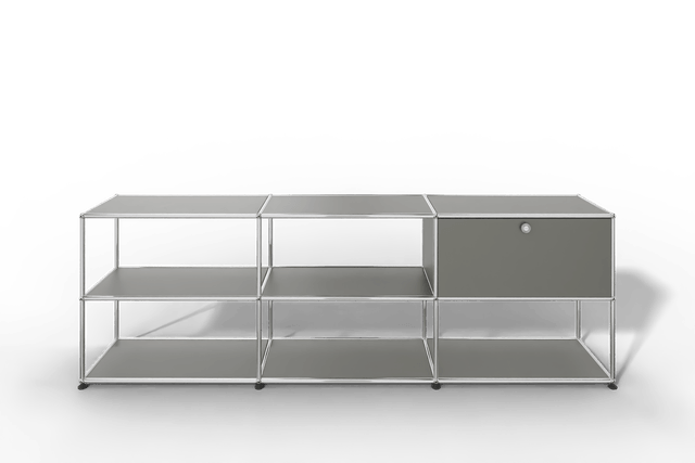 USM Haller Sideboard offen mit einer Klapptüre