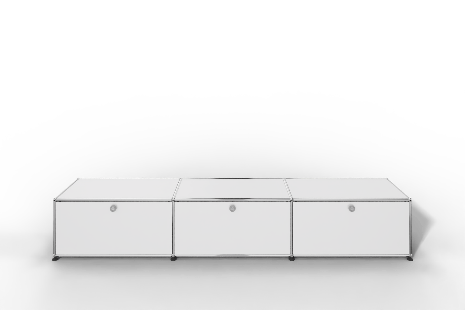 USM Lowboard mit 3 Klapptüren Produktbild