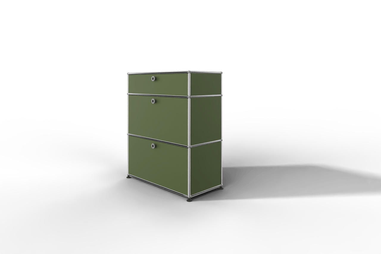 USM Haller Highboard mit zwei Klapptüren, je einem Zwischenboden und einer Schublade Produktbild