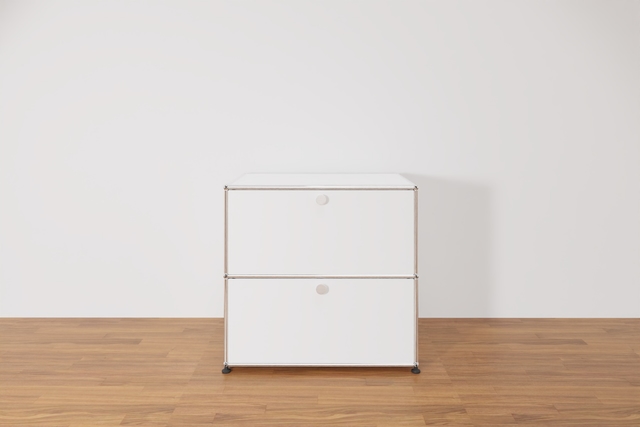 USM Haller Sideboard mit 2 Klapptüren übereinander in Reinweiß, Ausstellungsstück