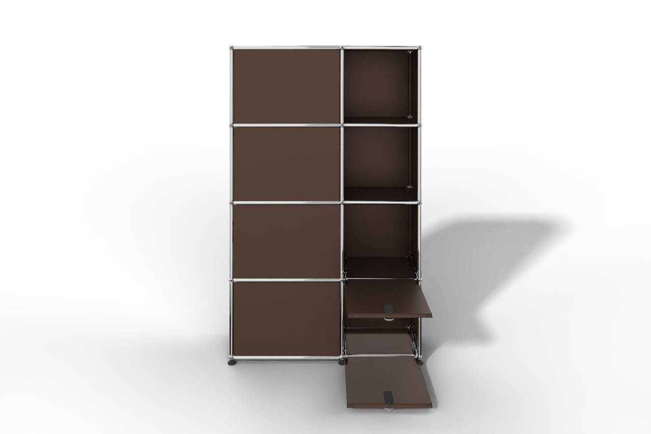 Seitlich geöffnete Garderobe mit Fächern und Klapptüren Produktbild