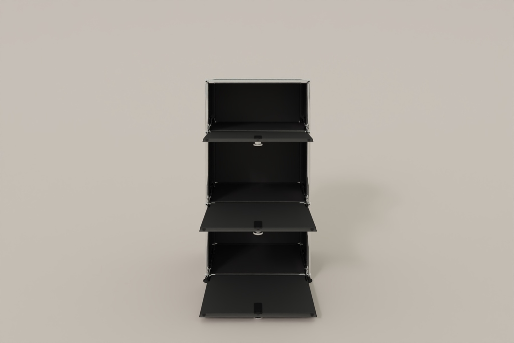 USM Haller schmales Highboard mit 3 Klapptüren. Produktbild