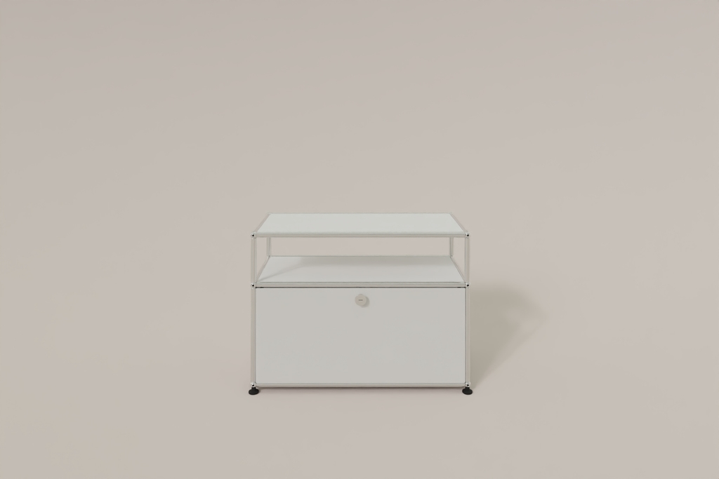 USM Haller Lowboard mit zusätzlicher Ebene