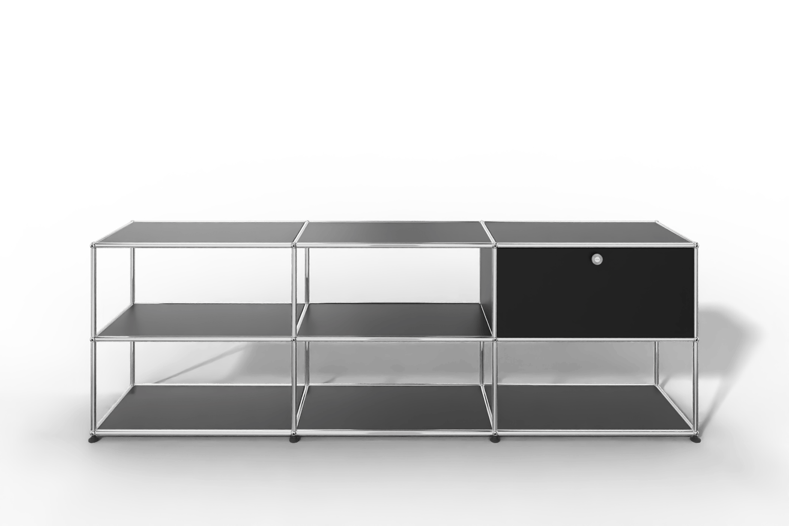 USM Haller Sideboard offen mit einer Klapptüre Produktbild