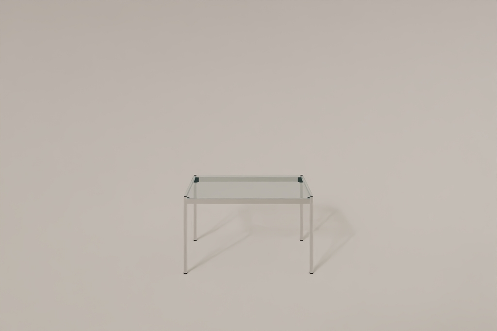 USM Haller Glastisch, Tiefe 750 mm, Länge wählbar Produktbild