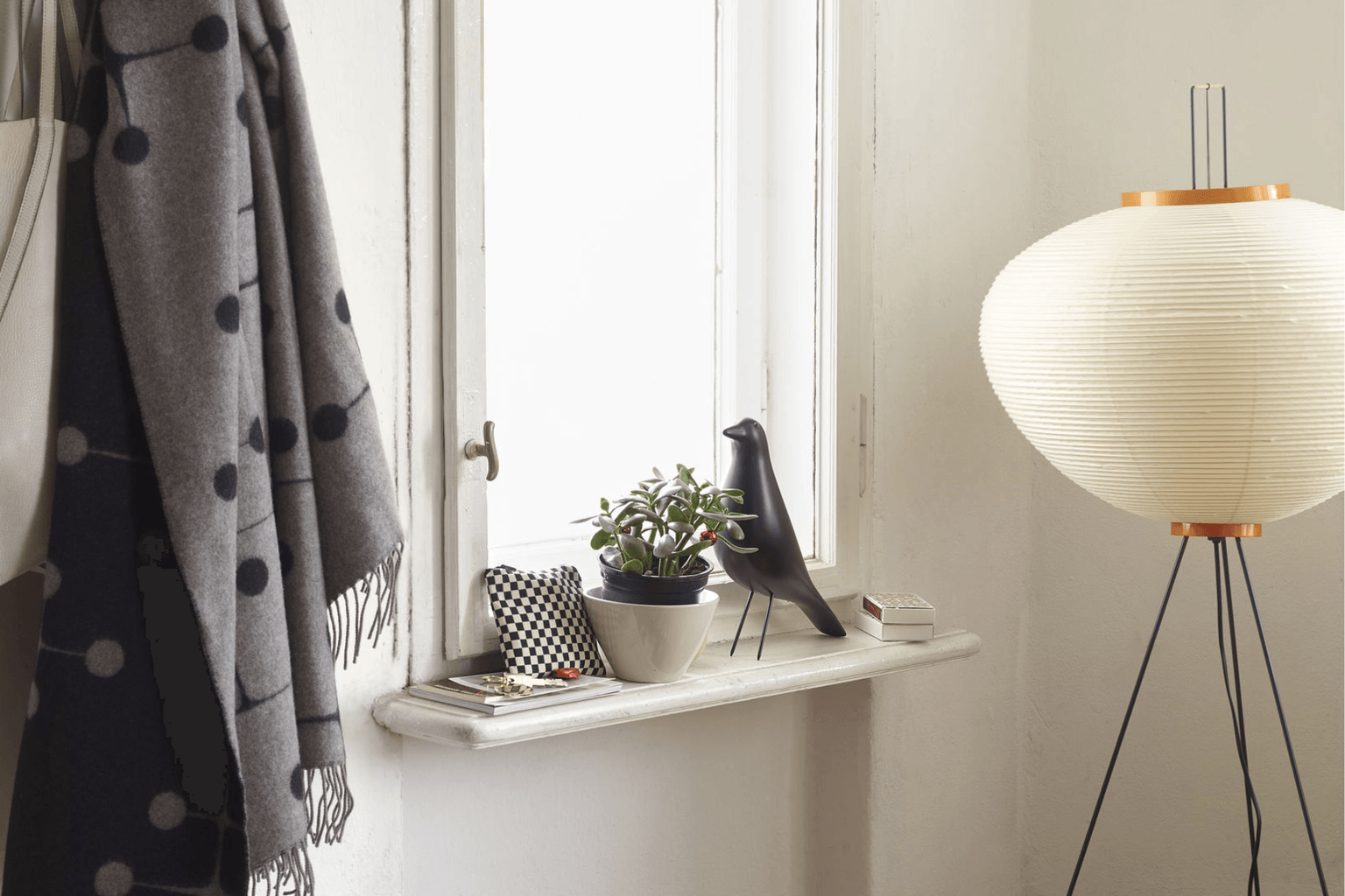 Vitra Akari 10A Stehleuchte Produktbild