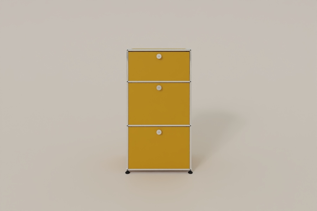 USM Haller schmales Highboard mit 3 Klapptüren. Produktbild