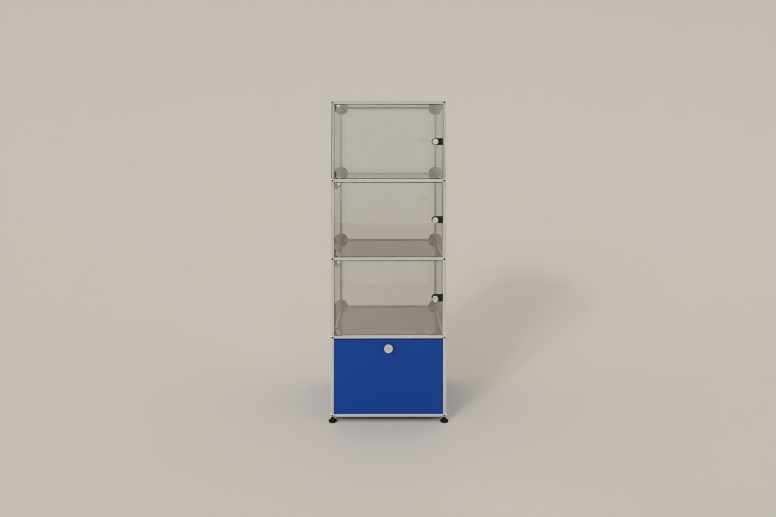 USM Haller Glasvitrine mit 3 Glastüren und 1 Klapptüre Produktbild
