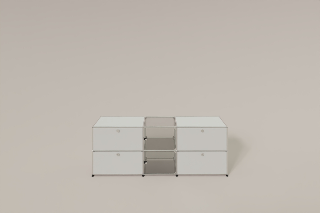 USM Haller Sideboard mit Vitrinen-Element Produktbild