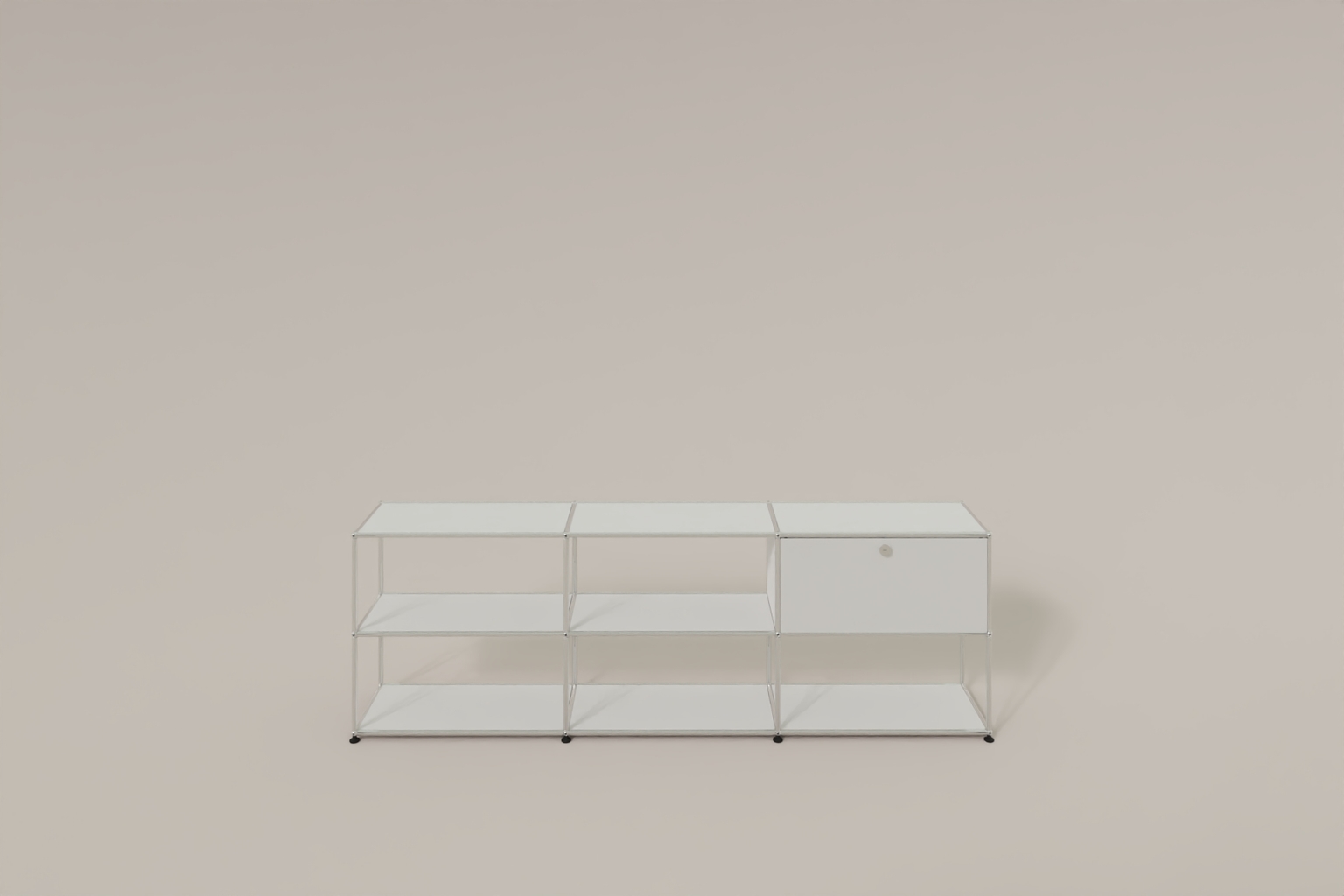 USM Haller Sideboard offen mit einer Klapptüre Produktbild