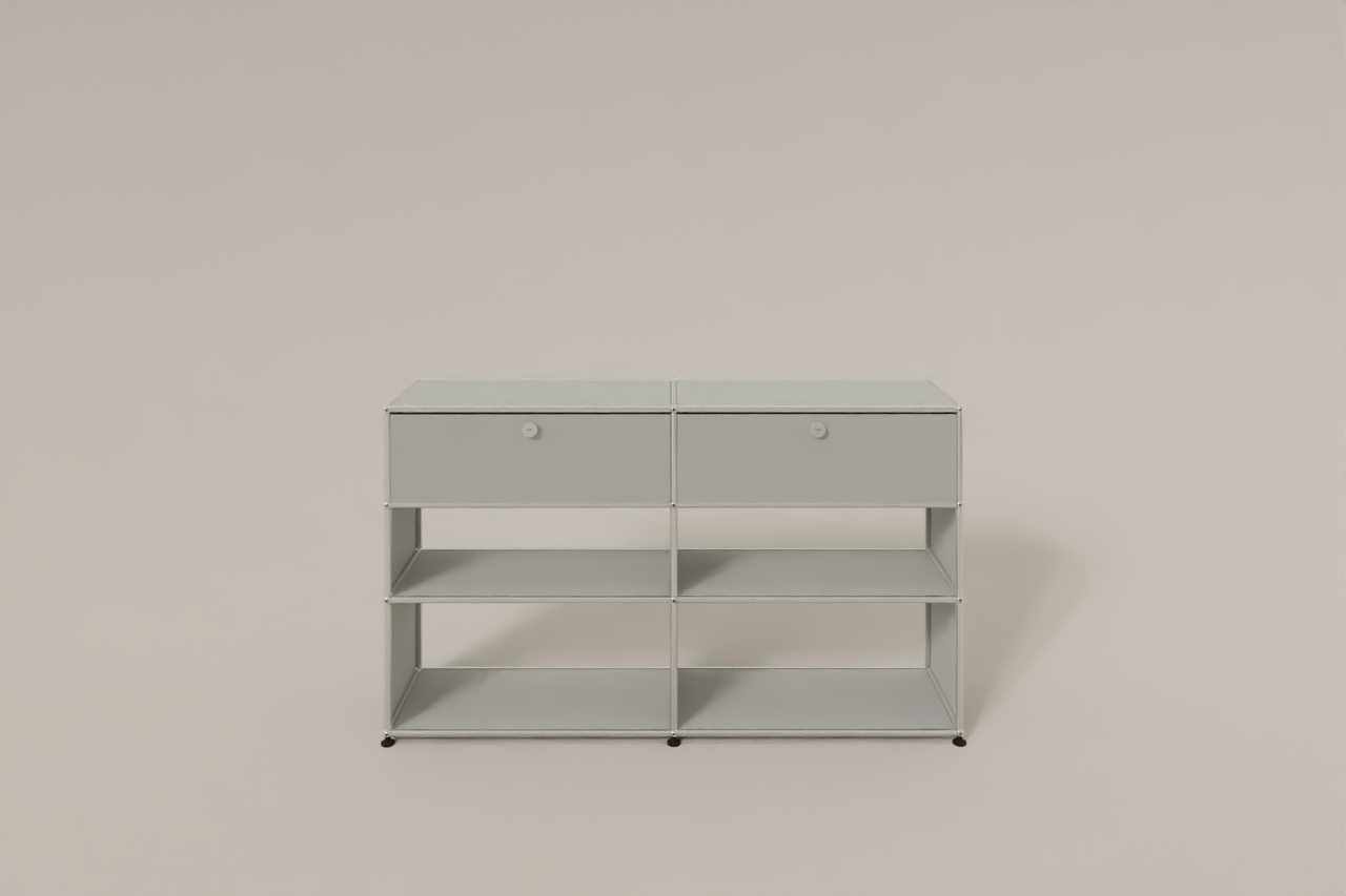 USM Haller Highboard mit 4 offenen Fächern und 2 niedrigen Klapptüren Produktbild