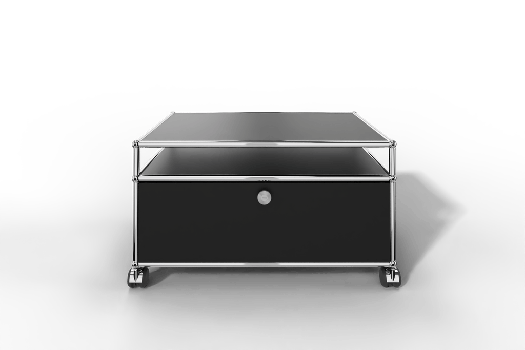 Lowboard mit zusätzlicher Ebene