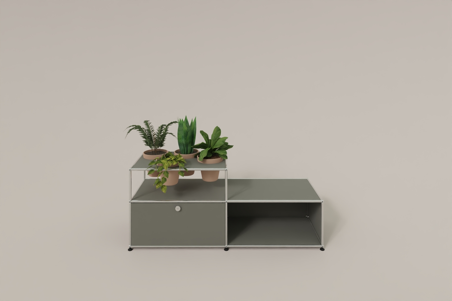 USM Haller Lowboard mit Pflanzeneinlage Produktbild