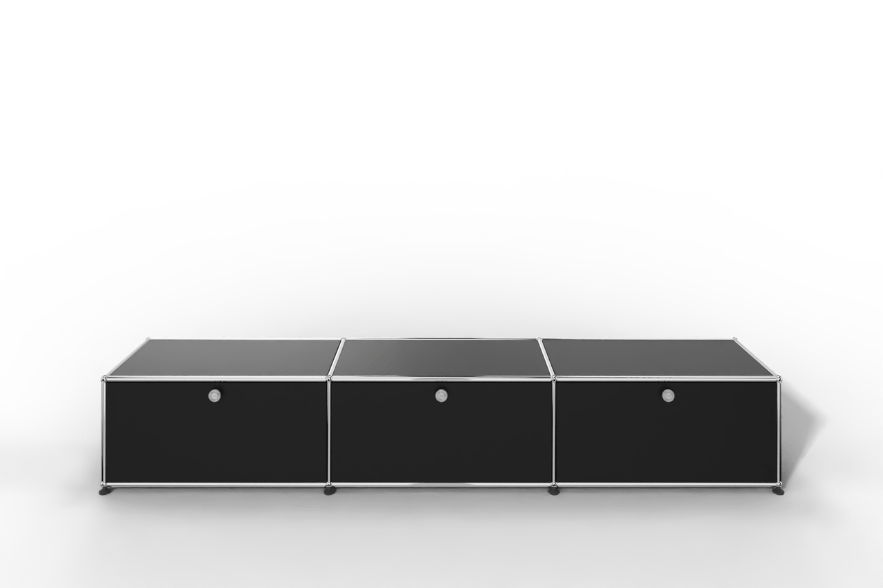 USM Lowboard mit 3 Klapptüren Produktbild
