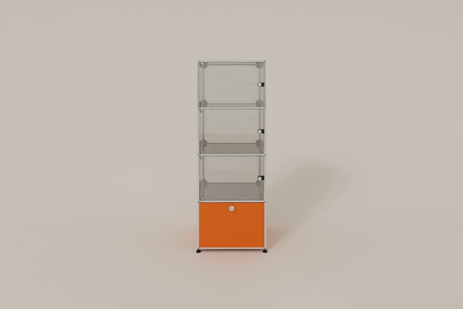 USM Haller Glasvitrine mit 3 Glastüren und 1 Klapptüre Produktbild
