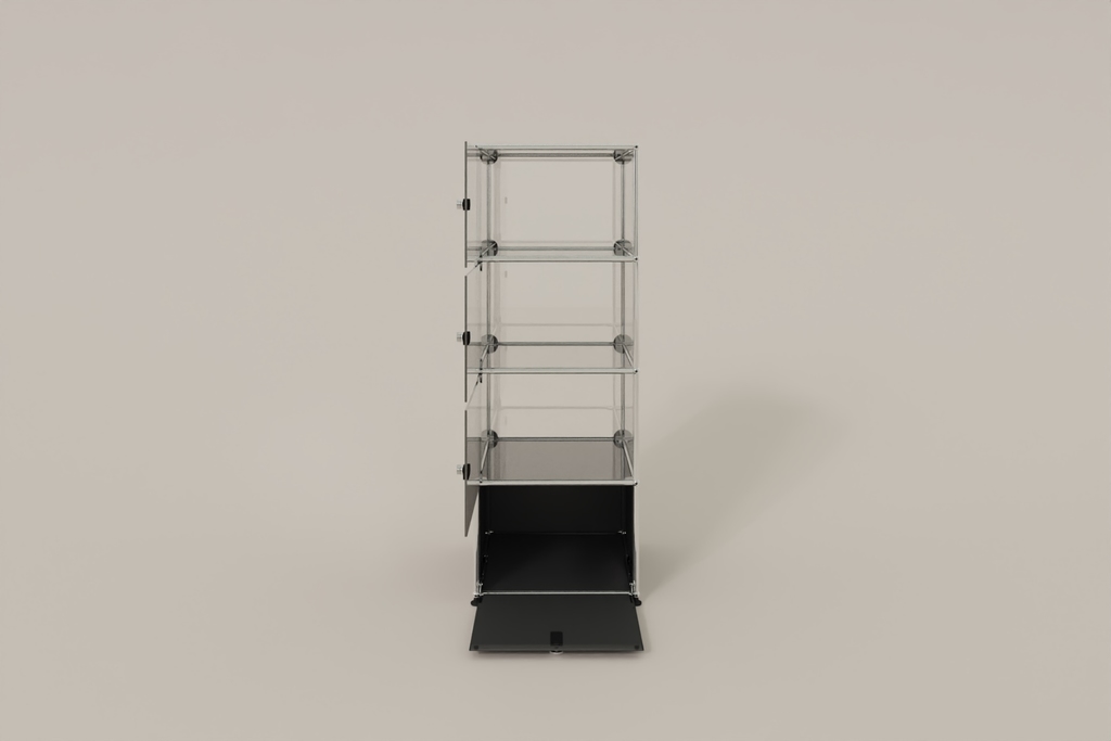 USM Haller Glasvitrine mit 3 Glastüren und 1 Klapptüre Produktbild