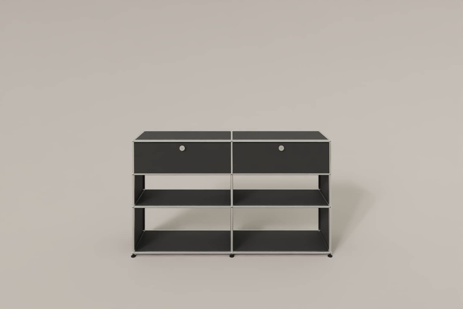 USM Haller Highboard mit 4 offenen Fächern und 2 niedrigen Klapptüren Produktbild