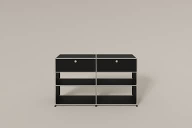 USM Haller Highboard mit 4 offenen Fächern und 2 niedrigen Klapptüren Produktbild