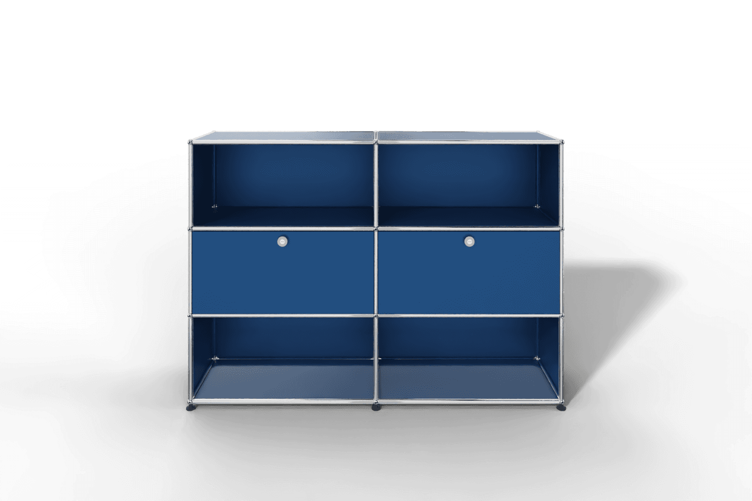 USM Haller Highboard mit 2 Klapptüren und 4 offenen Fächern in 14 Farben. Produktbild
