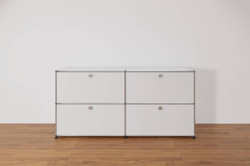Original USM Haller Sideboard mit 4 Klapptüren in 24-reinweiss