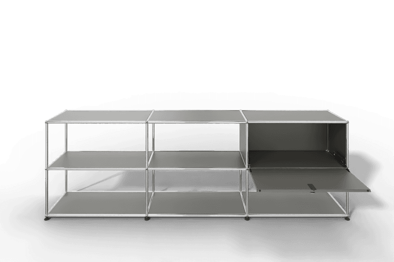USM Haller Sideboard offen mit einer Klapptüre Produktbild