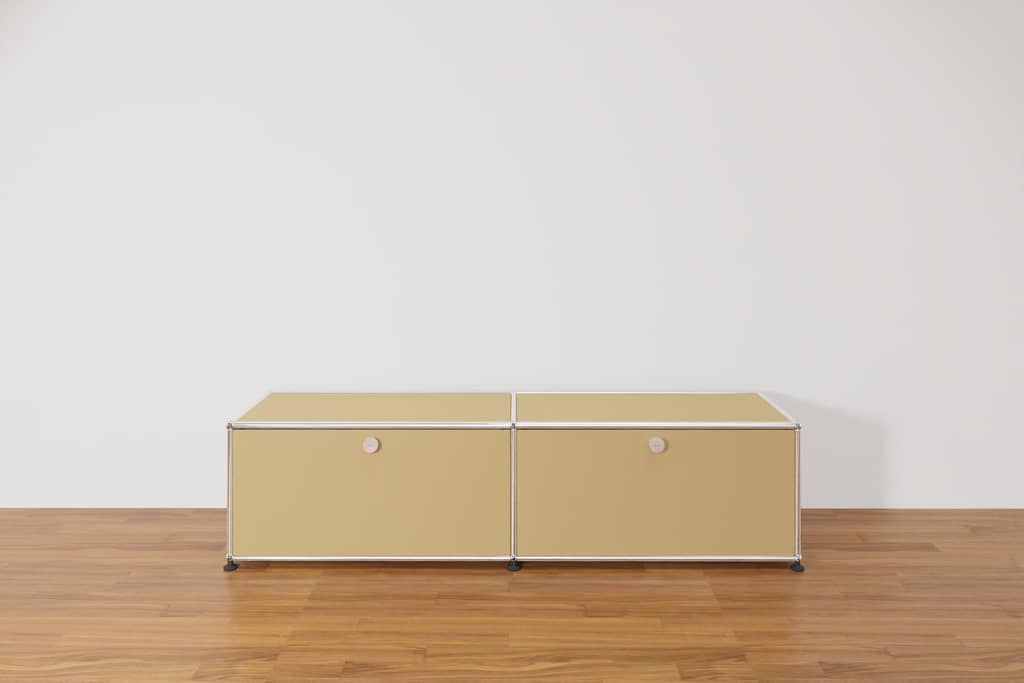 USM Haller Lowboard mit 2 Klapptüren in Beige Ausstellungsstück