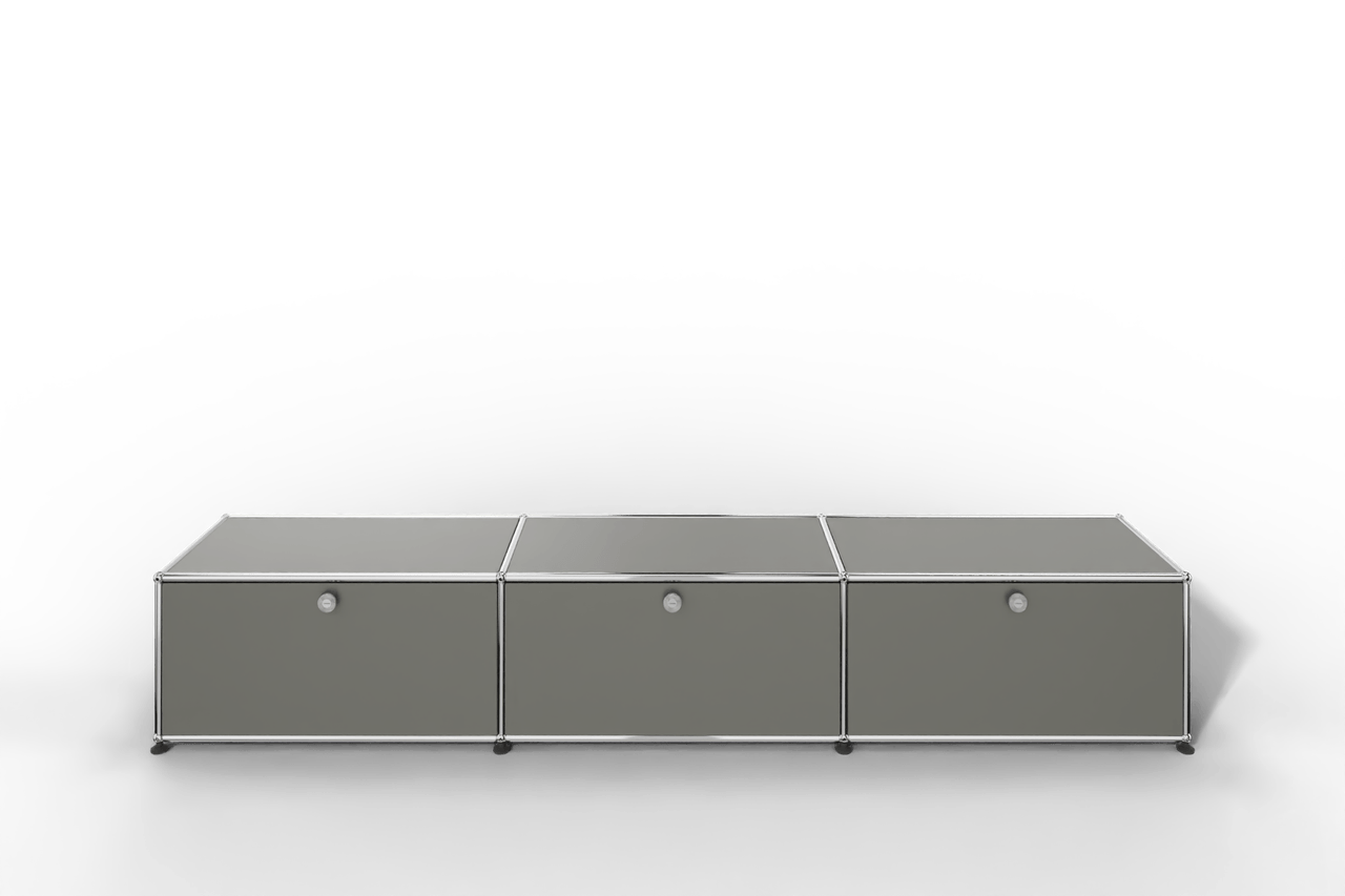 USM Lowboard mit 3 Klapptüren Produktbild