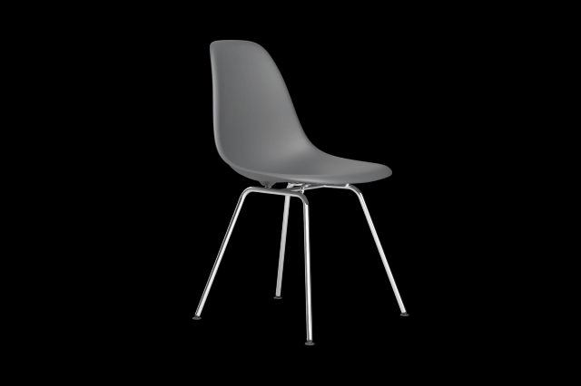 Eames Plastic Side Chair DSX