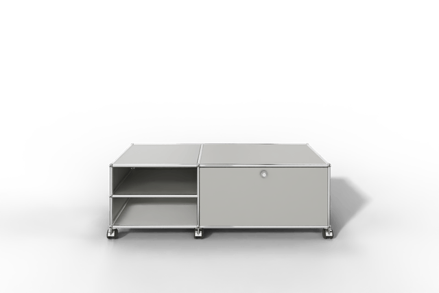 USM TV-Lowboard auf Rollen