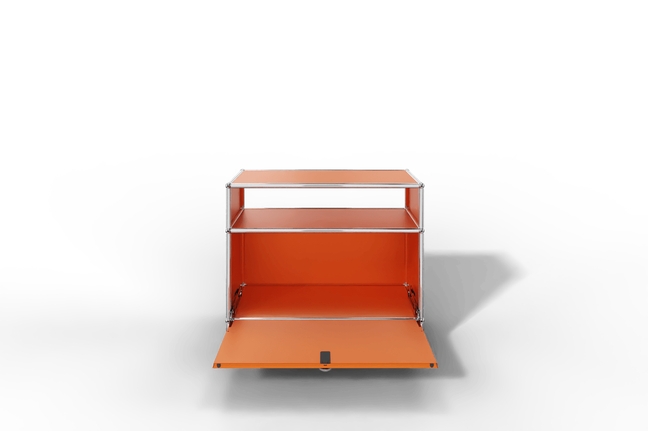 USM Haller Sideboard auf Sockel mit einer Klapptüre Produktbild