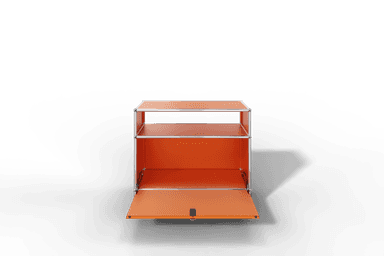 USM Haller Sideboard auf Sockel mit einer Klapptüre Produktbild