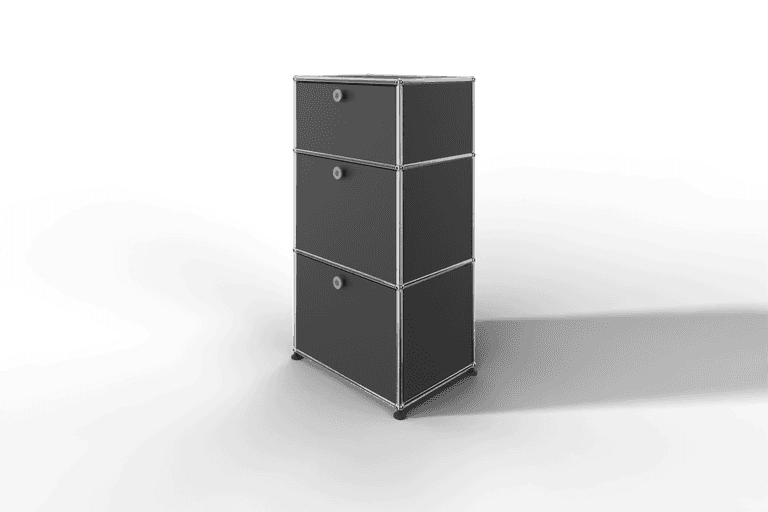USM Haller schmales Highboard mit 3 Klapptüren. Produktbild
