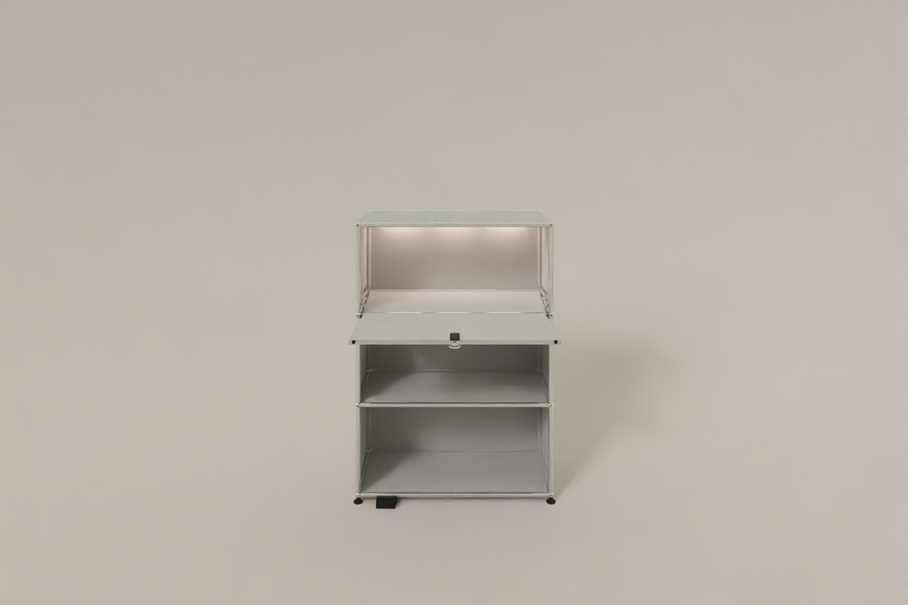 USM Haller E Regal / Highboard mit Licht Produktbild