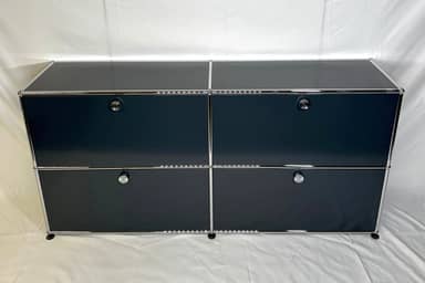 Original USM Haller Sideboard mit 4 Klapptüren in schwarz - Ausstellungsstück- Produktbild