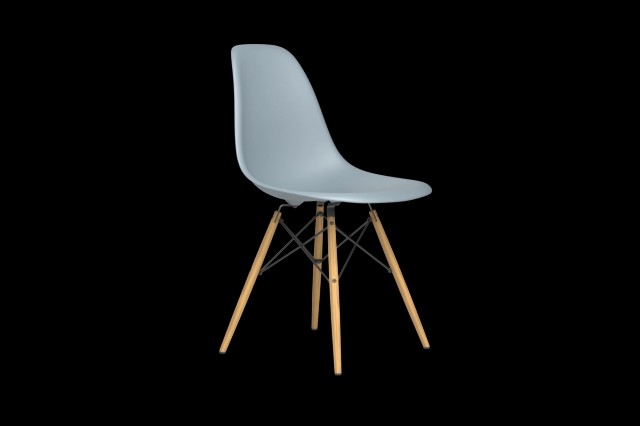 Eames Plastic Side Chair DSW