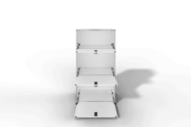 USM Haller schmales Highboard mit 3 Klapptüren. Produktbild