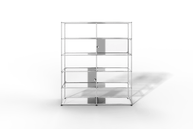 USM Haller Glasvitrine mit 2 Glastüren