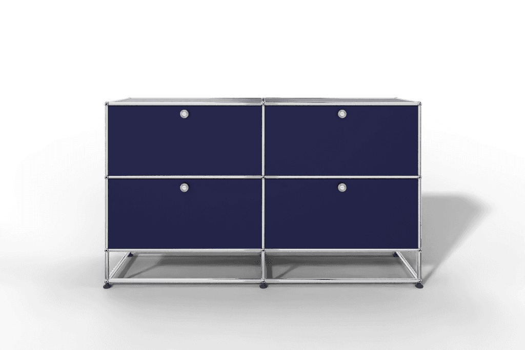 Sideboard mit 4 Klapptüren und Sockel