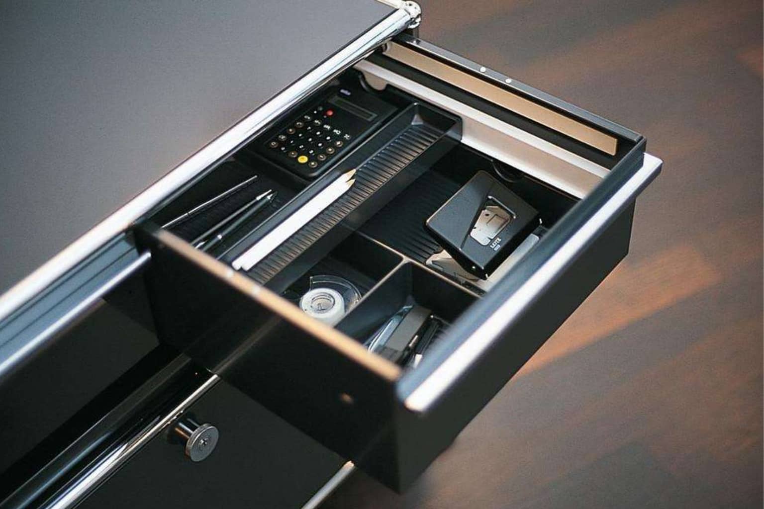 USM Rollcontainer-Materialeinsatz für A6 Schublade Produktbild
