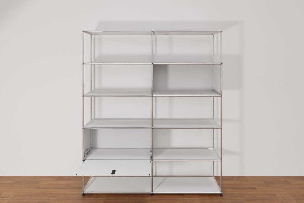 Original USM Haller Regalwand, offene und geschlossene Fächer kombiniert Produktbild