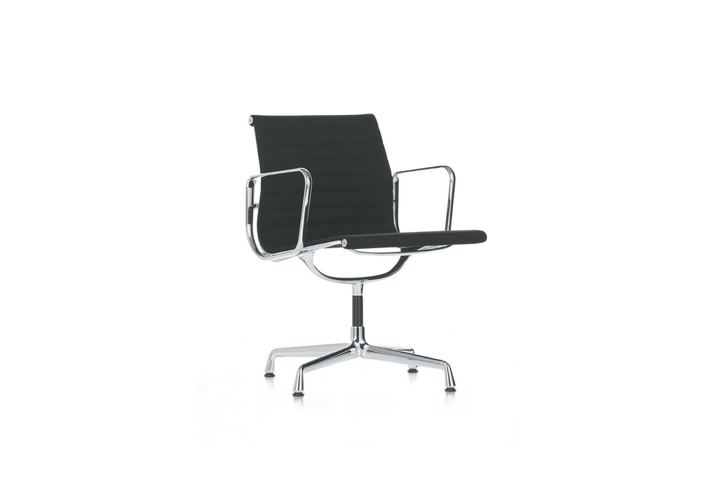 Vitra Aluminium Chair EA 108 mit Armlehne, Lederbezug in schwarz