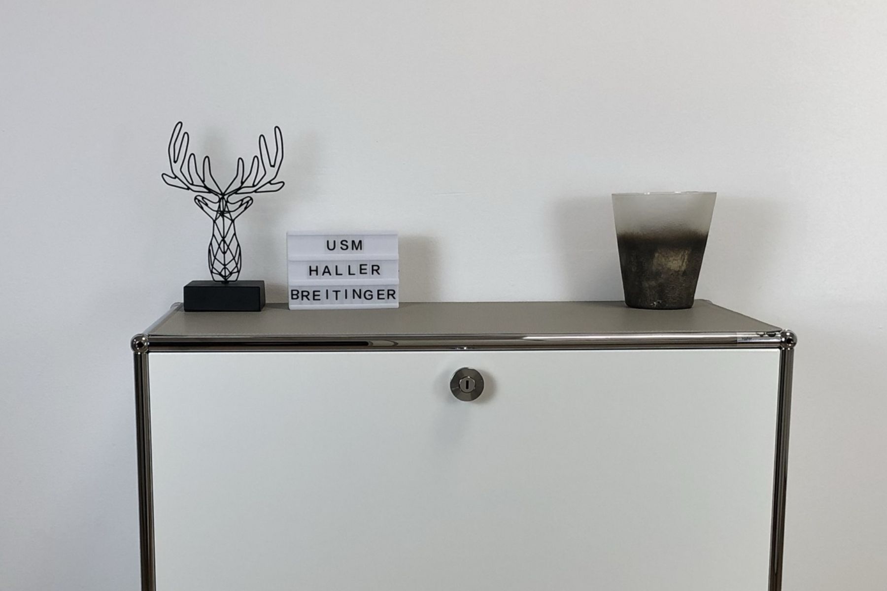 Magnet- Lederauflage für USM-Haller Sekretär Produktbild