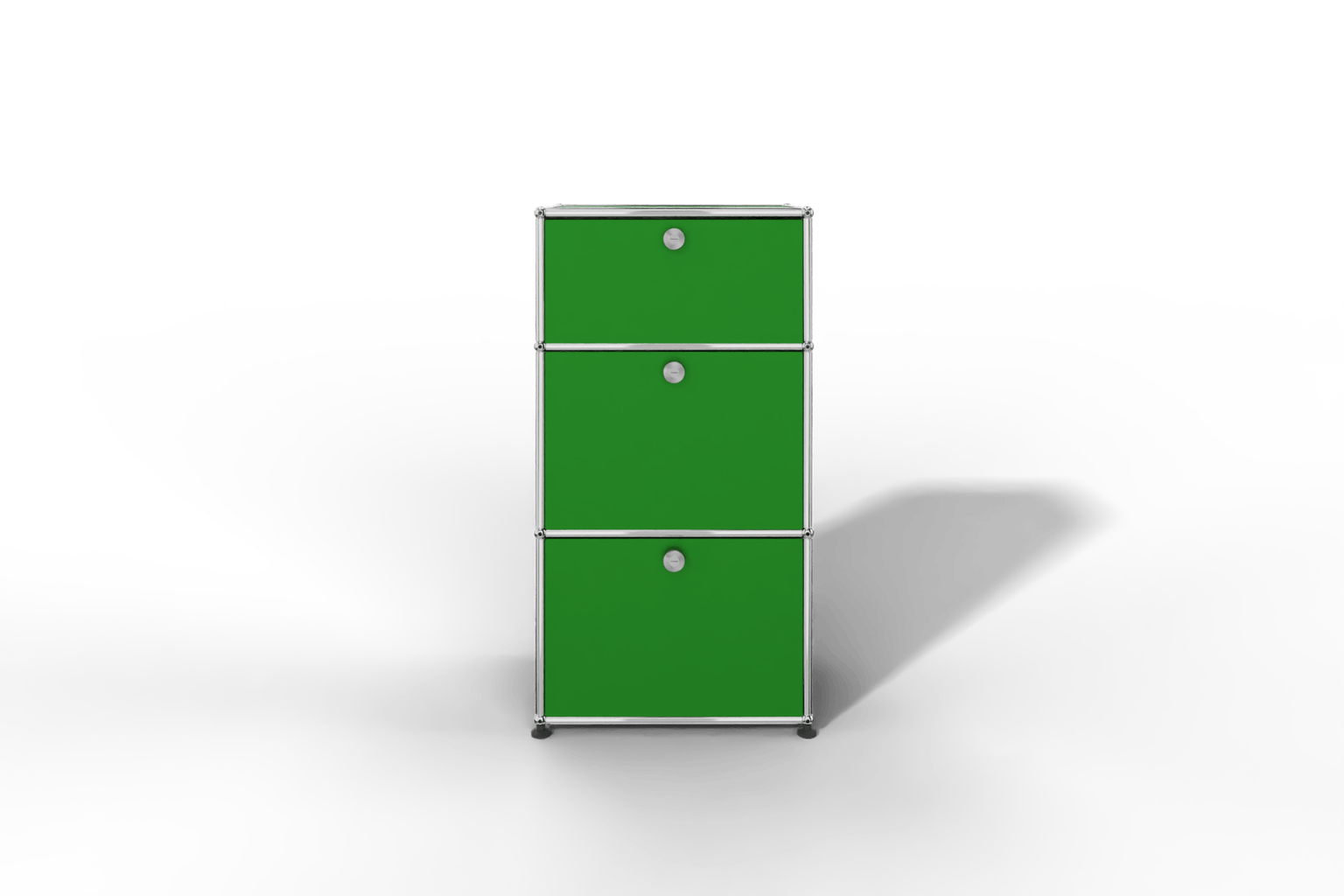 USM Haller schmales Highboard mit 3 Klapptüren. Produktbild
