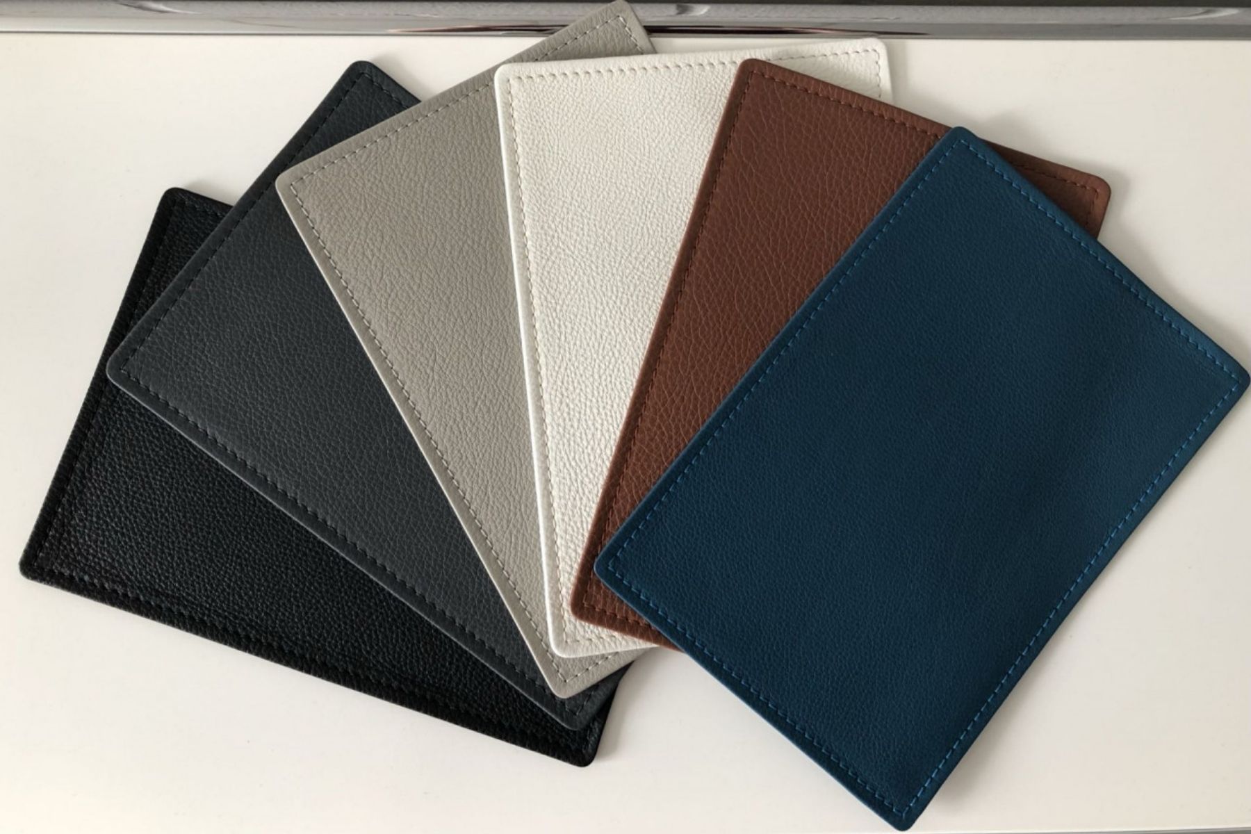 Magnet- Lederauflage für USM-Haller Sekretär Produktbild