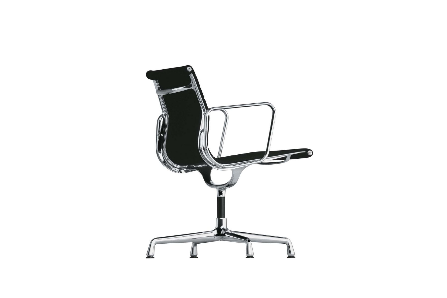 Vitra Aluminium Chair EA 108 mit Armlehne, Lederbezug in schwarz